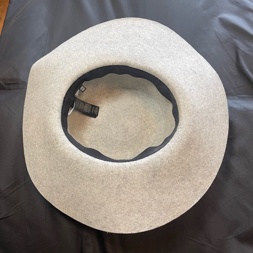 Ted Baker hat - Picture 3 of 5